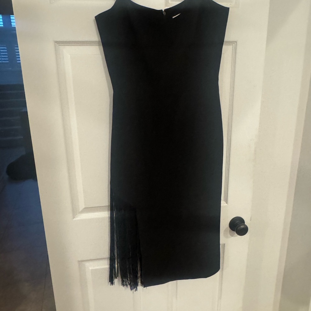Elegant Black Sleeveless Dress